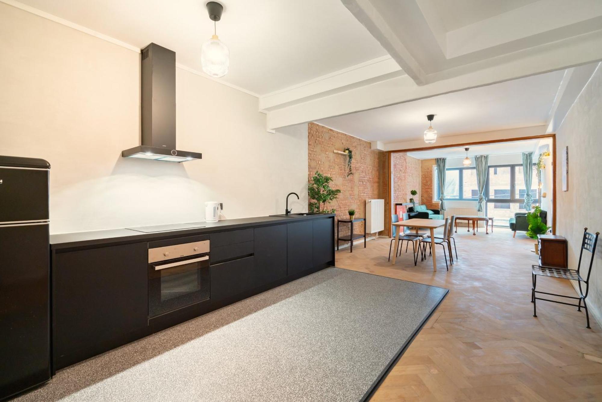 Two-Bedroom Apartments In The Heart Of Antwerpen Eksteriør billede