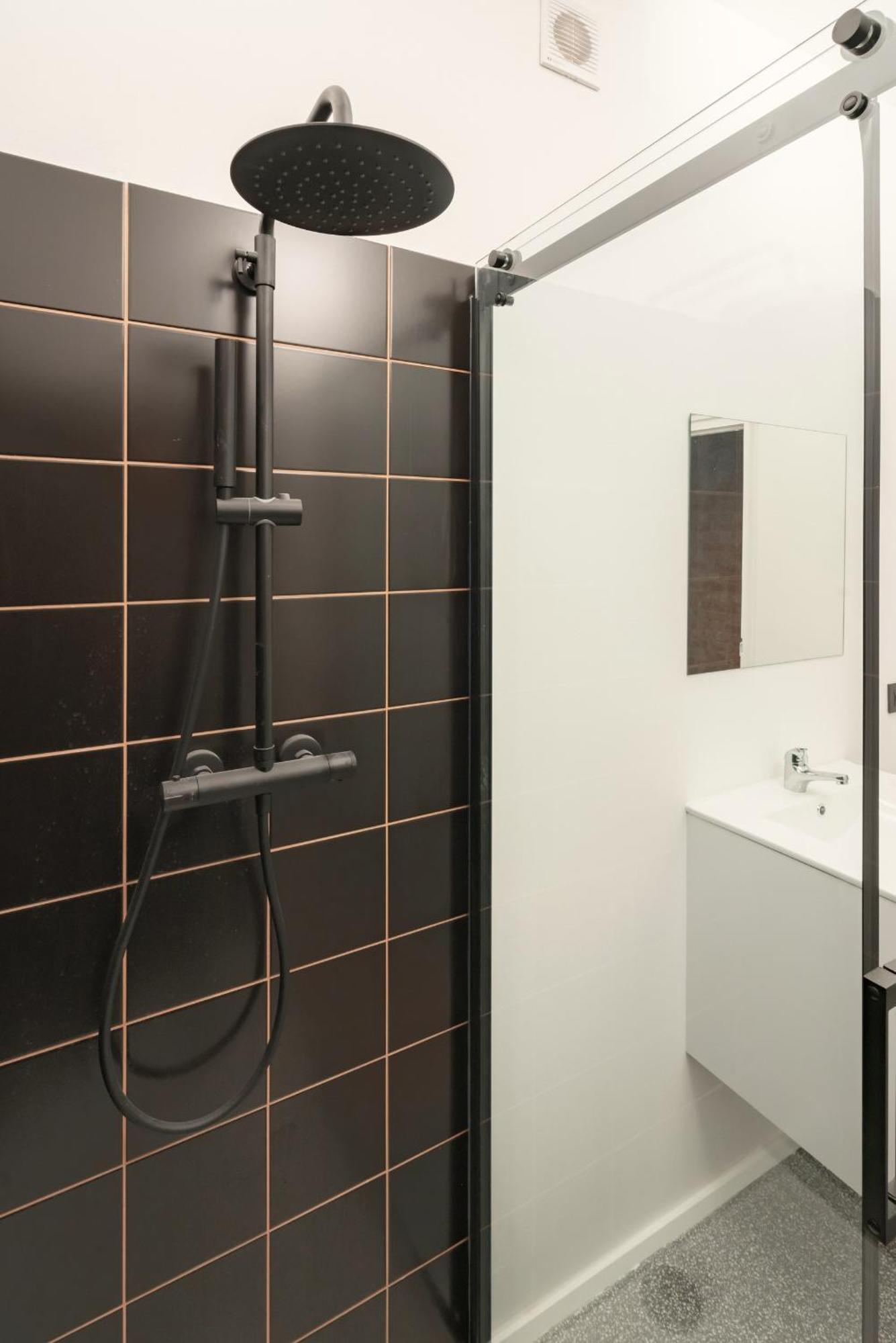 Two-Bedroom Apartments In The Heart Of Antwerpen Eksteriør billede